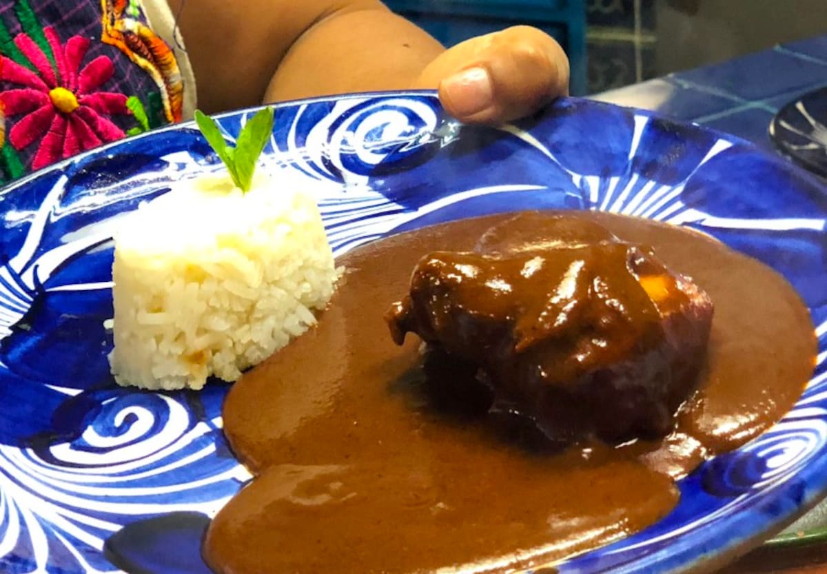 モレソースを使った料理