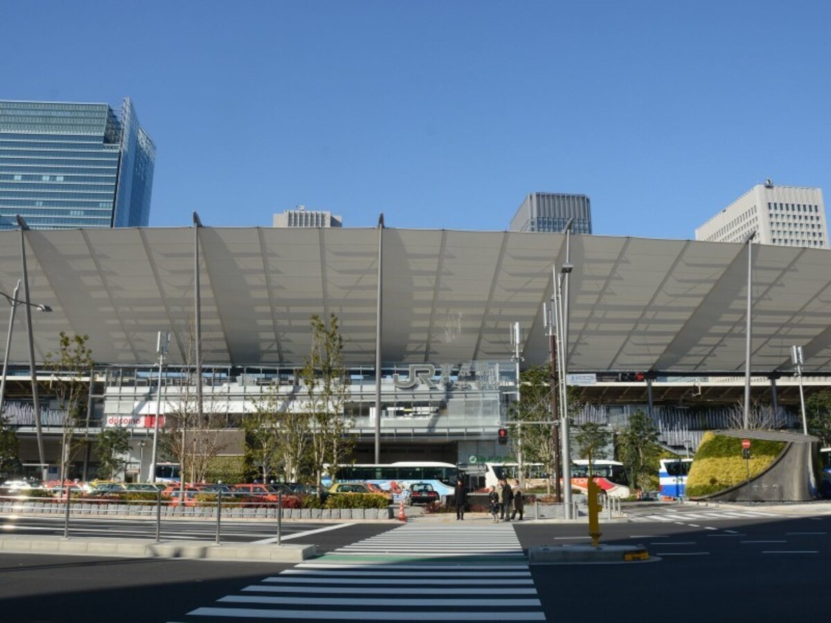 新幹線ホームに近い東京駅八重洲口へはJR以外でもアクセス可能