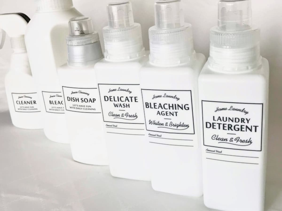 インデックスステッカーを貼ると生活感がでる洗剤もシンプルでおしゃれに
