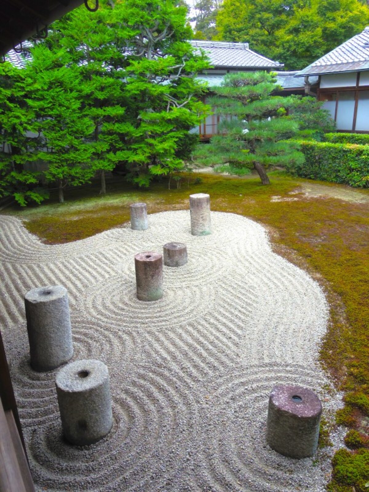 本坊庭園の東庭