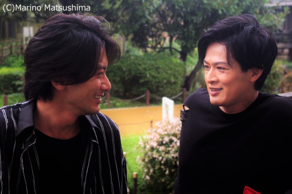 手ごたえたっぷりの稽古の様子をかわるがわる語って下さった新納さん（右）、小西さん（左）。(C)Marino Matsushima