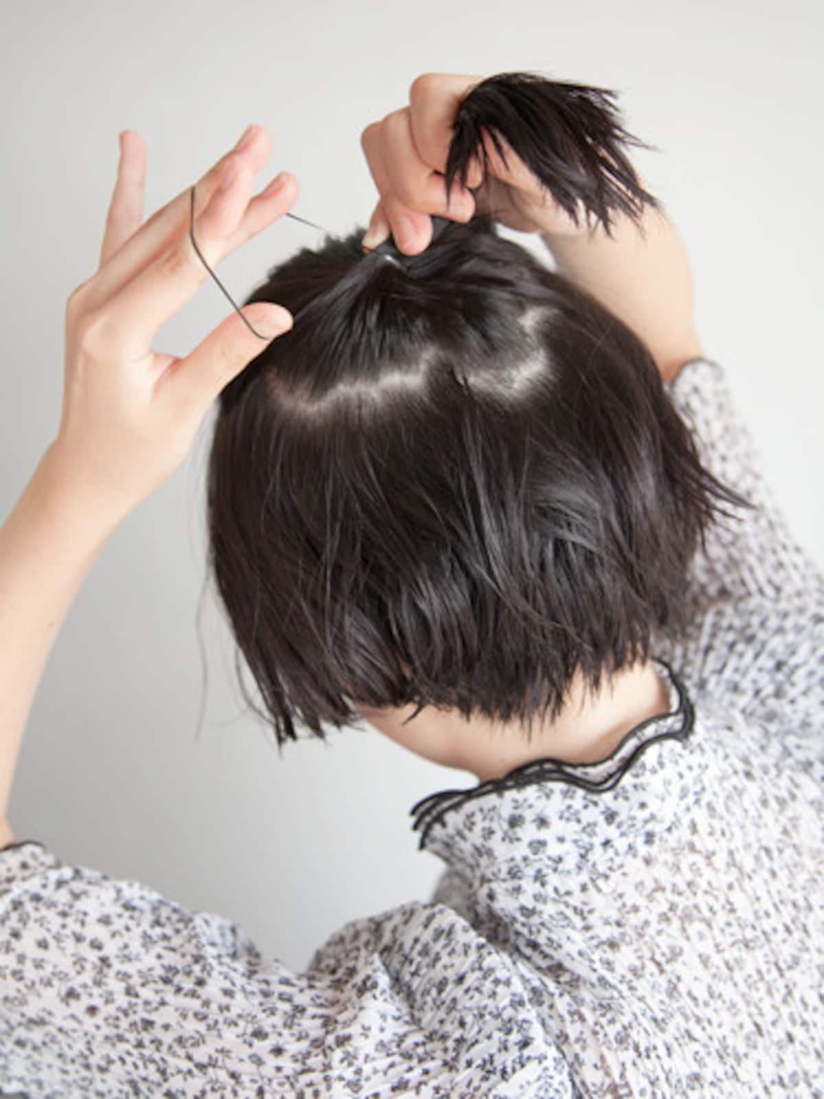髪色に近いシリコンゴムを使用