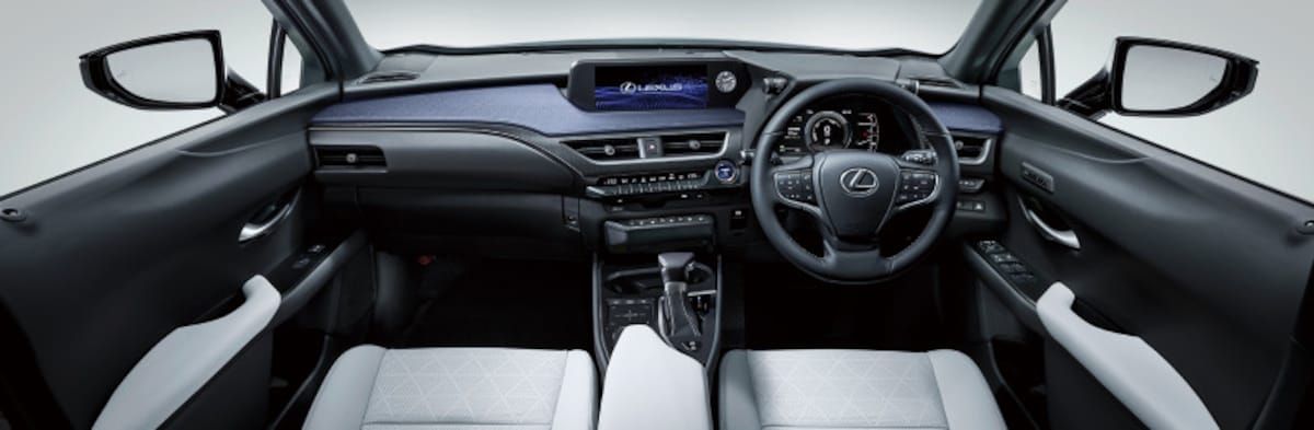 UX250h「version L」(インテリアカラー：コバルト)＜オプション装着車＞