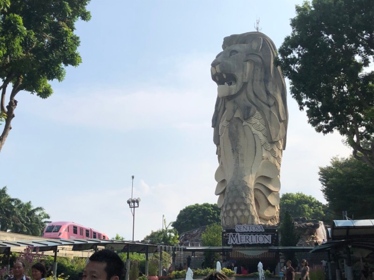 セントーサ島のマーライオン