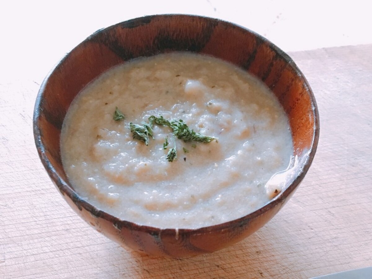 野菜の芯や外葉でスープが作れる