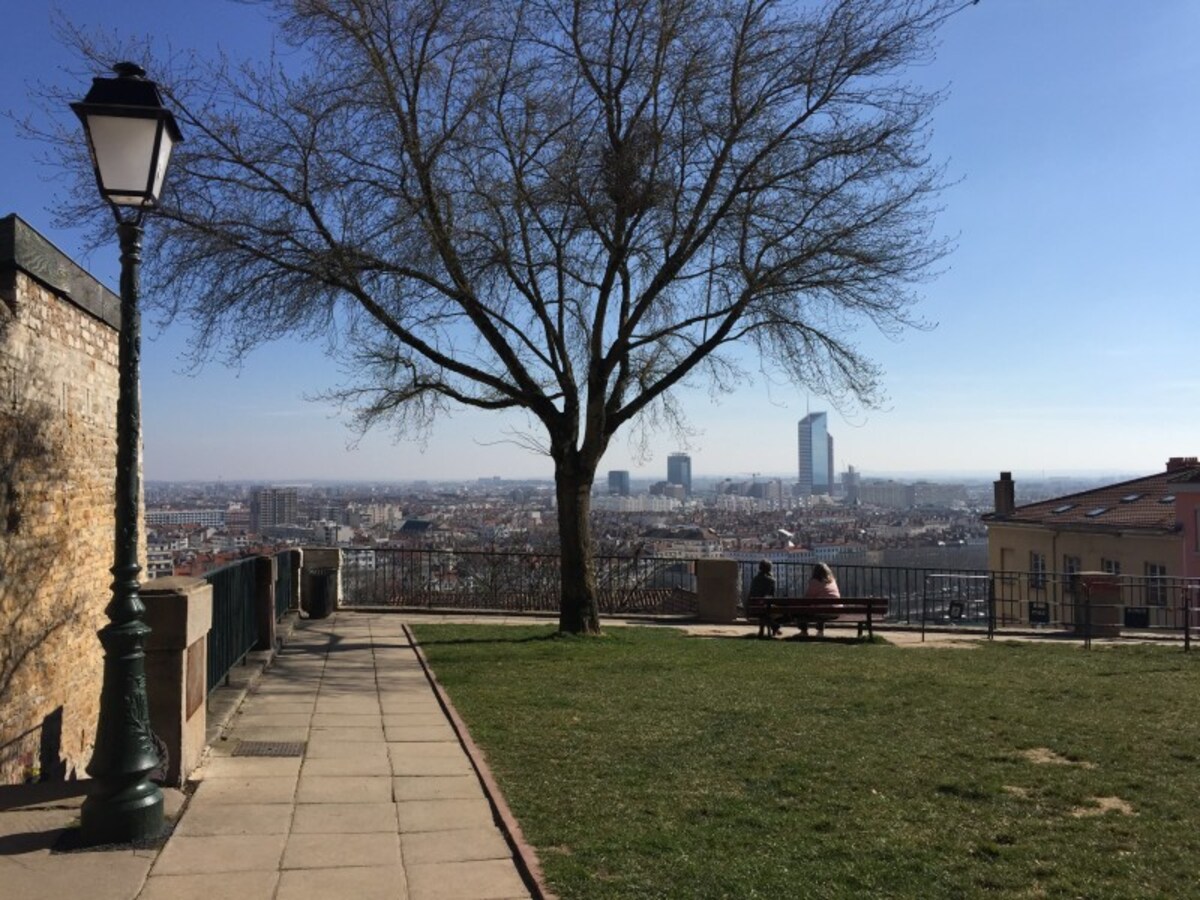 LYON