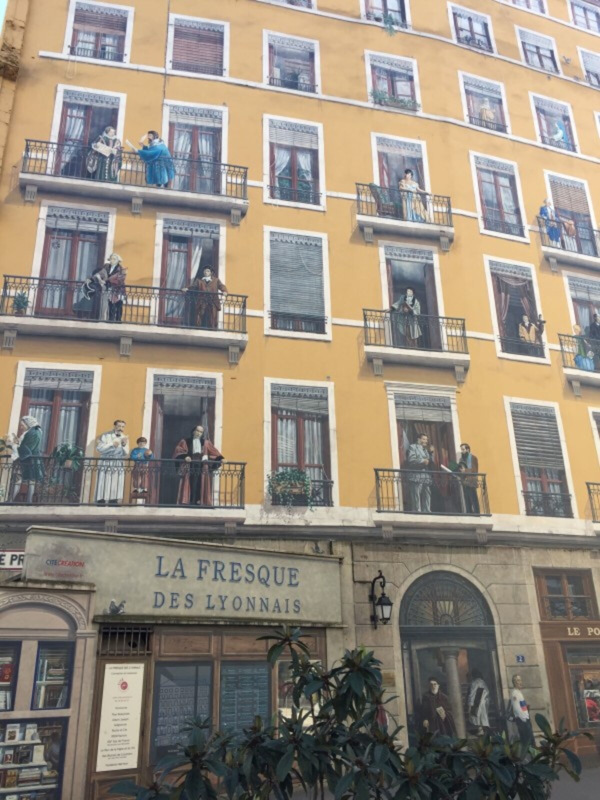 LYON