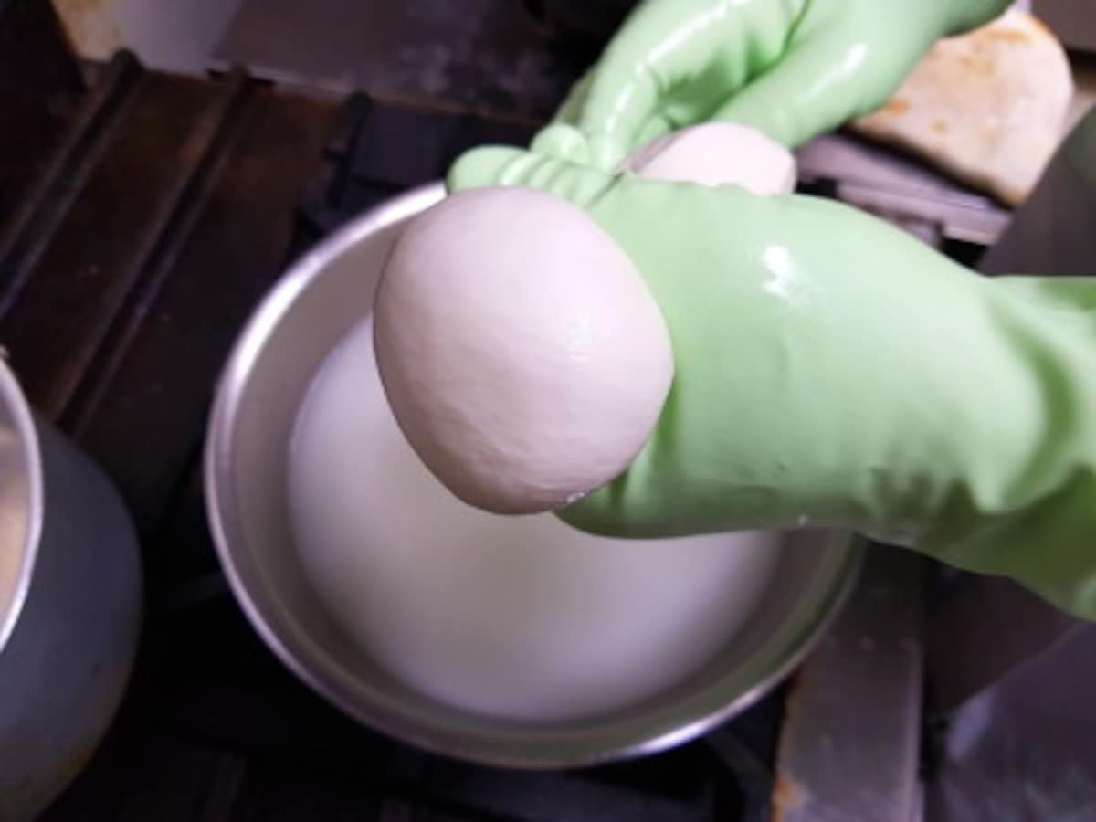 ブッラータ作り