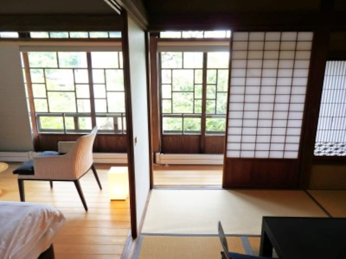 寝室の内観