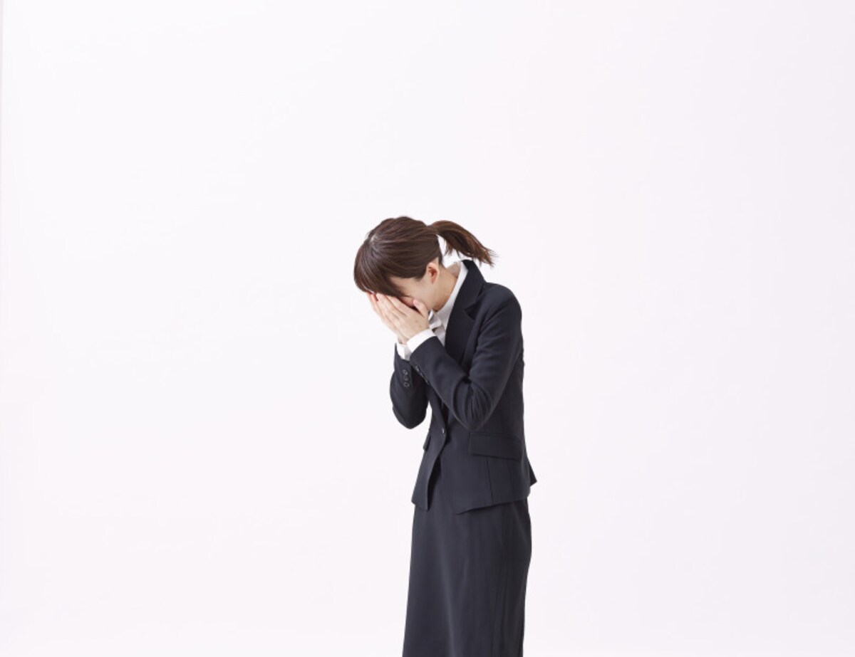 自己肯定感が低い人は、「自分はダメな人間だ」となにかとネガティブな思考に走ってしまいがち