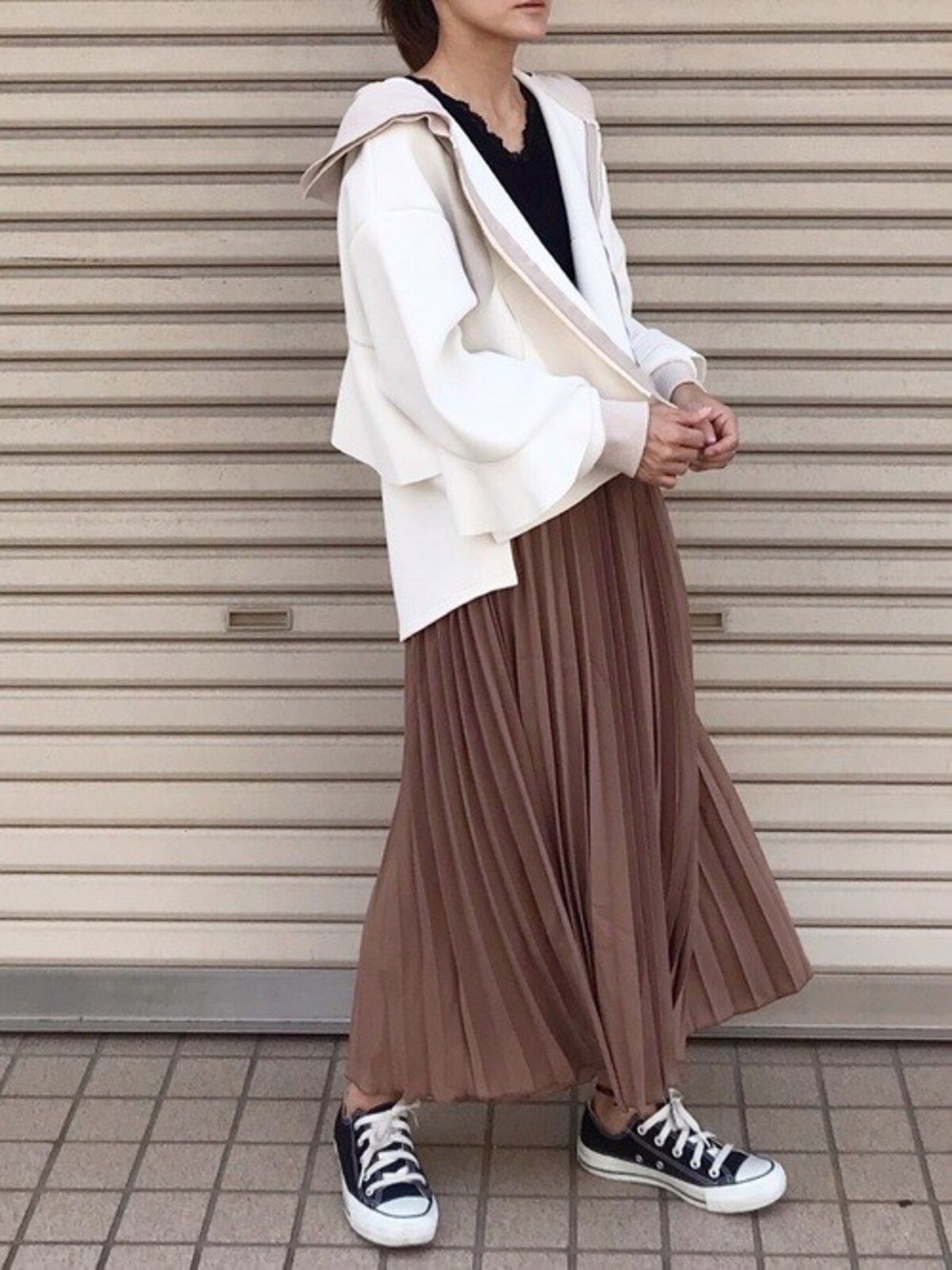 引き続きトレンドのマウンテンパーカ－も相性良し　出典：WEAR