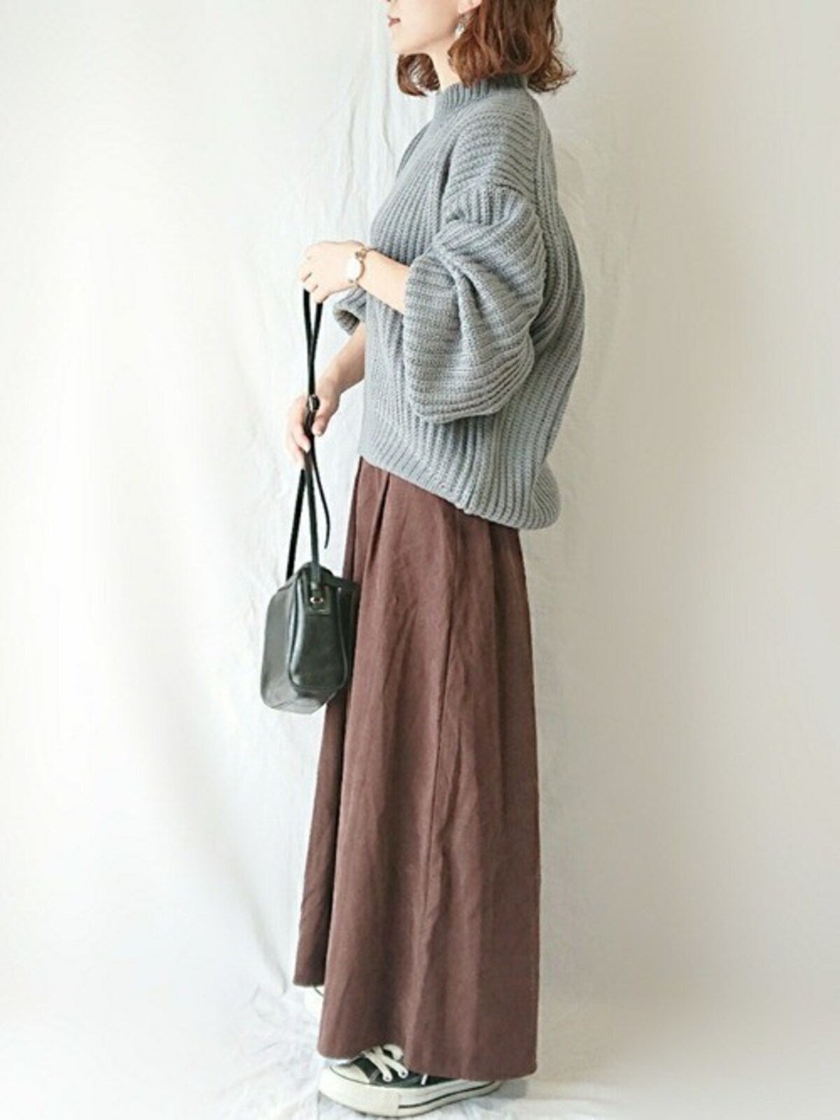 ゆるっとしたシルエット＆トレンドのブラウンで使える　出典：WEAR