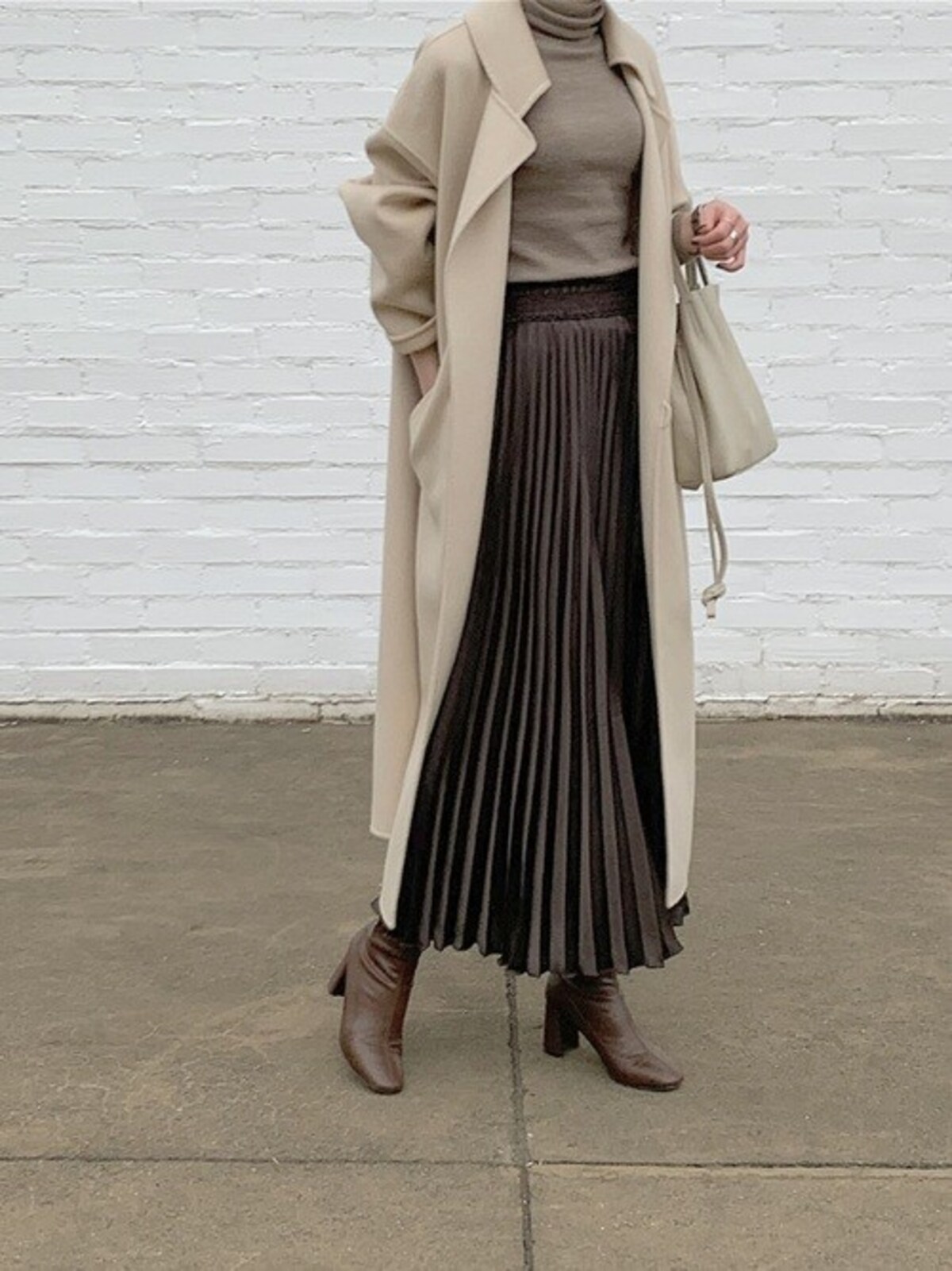 毎年定番のタートルネックニットもやっぱり使える　出典：WEAR