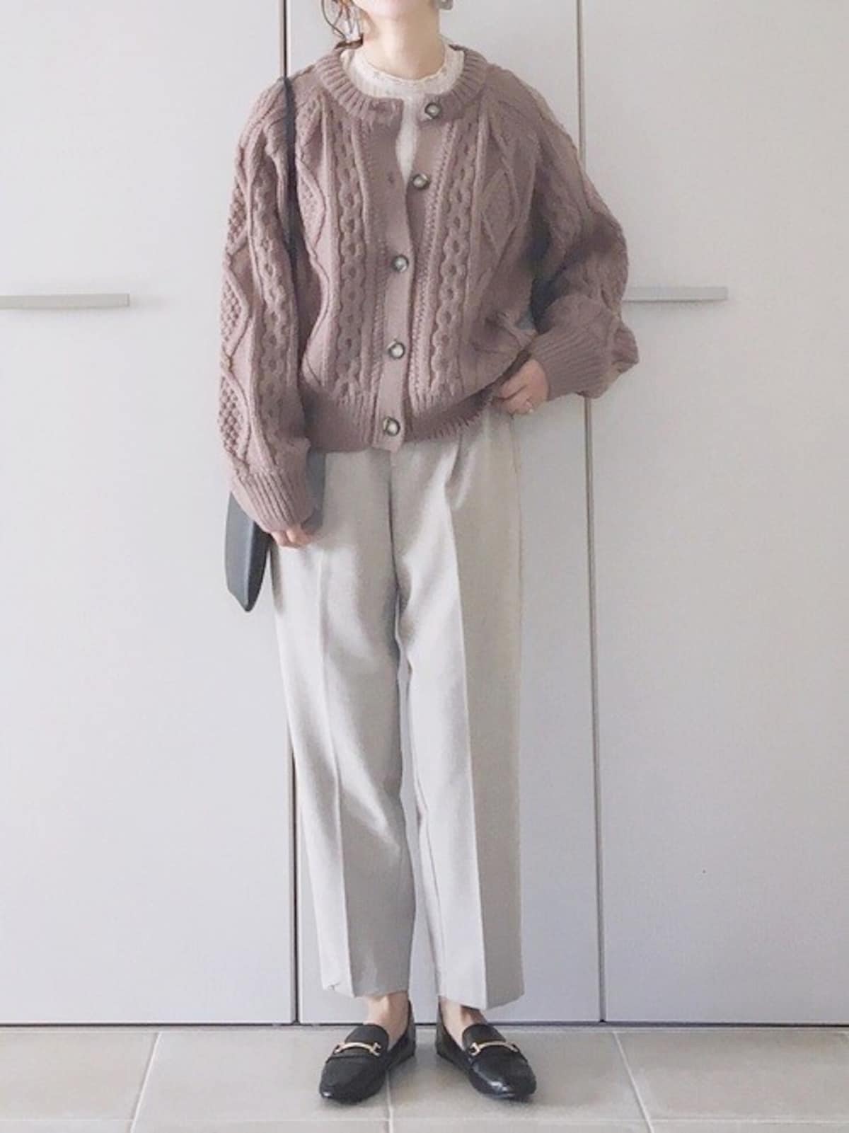 ケーブルコクーンカーディガン　出典：WEAR