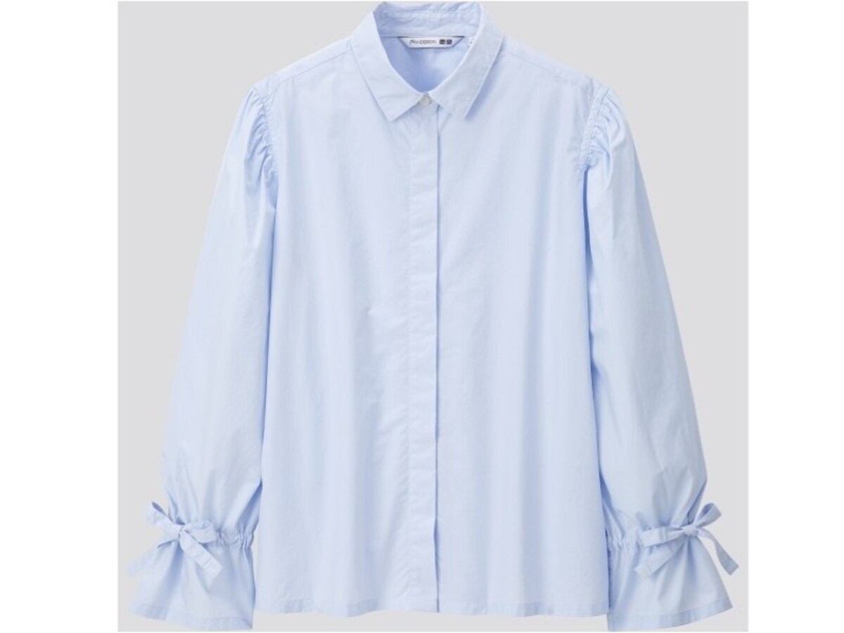 ユニクロ　ギャザースリーブシャツ　2990円（税抜）