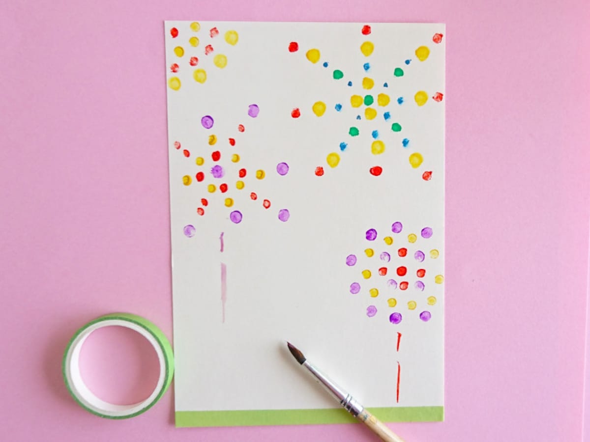 絵葉書 夏 手作り 作り方 縦にして花火を描く