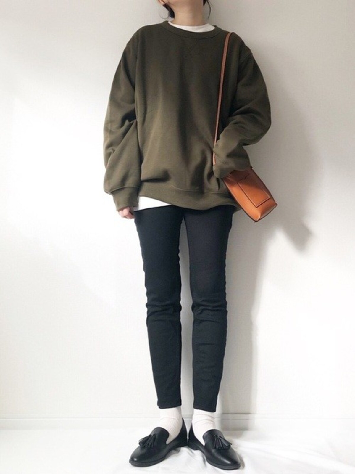 あえて大きめのメンズスウェットを選んでサイズ感で遊ぶのも◎　出典：WEAR