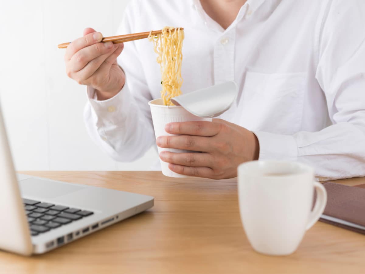 第8位：カップラーメン（保存食）