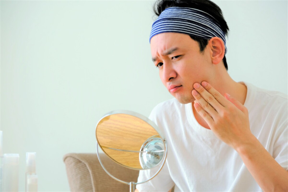 40代以降はシミが増えやすくなるため、男性でもしっかりシミ対策をしましょう！