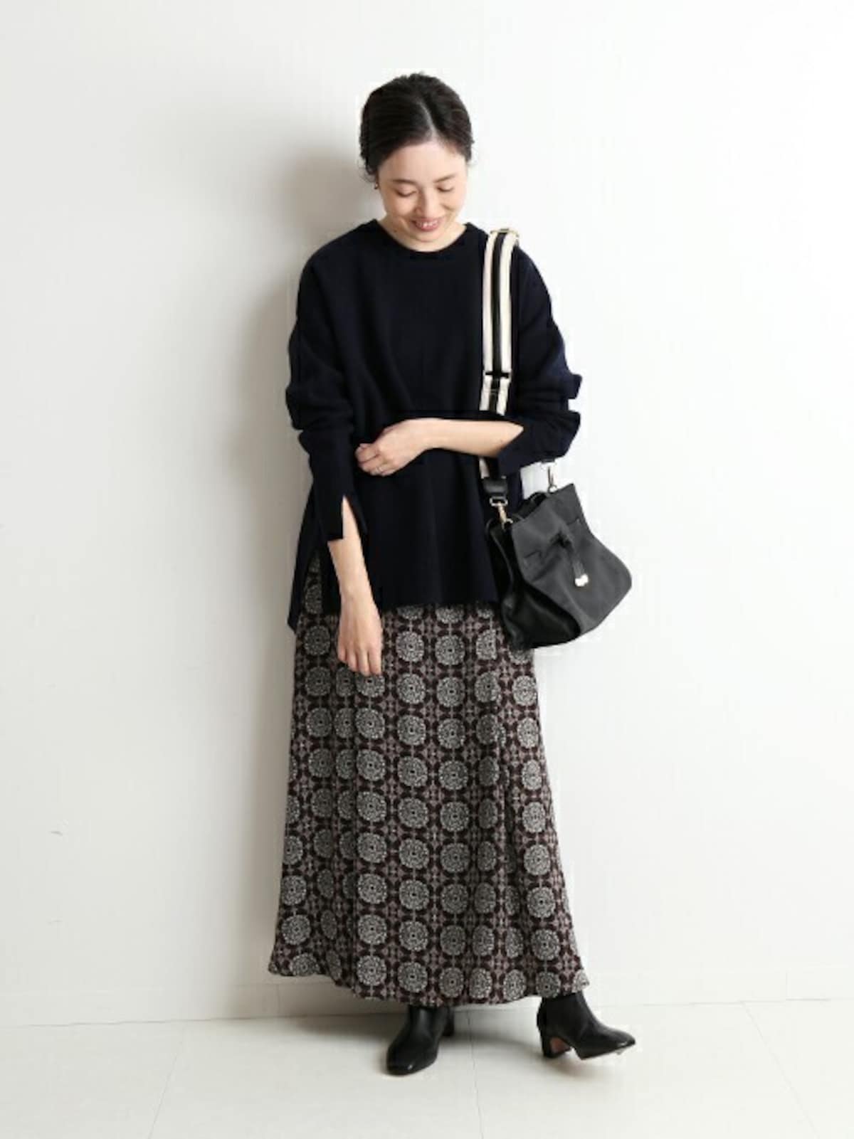 【OKコーデ】顔から遠いアイテムで、すっきり着こなすとおしゃれに着られます 出典:WEAR