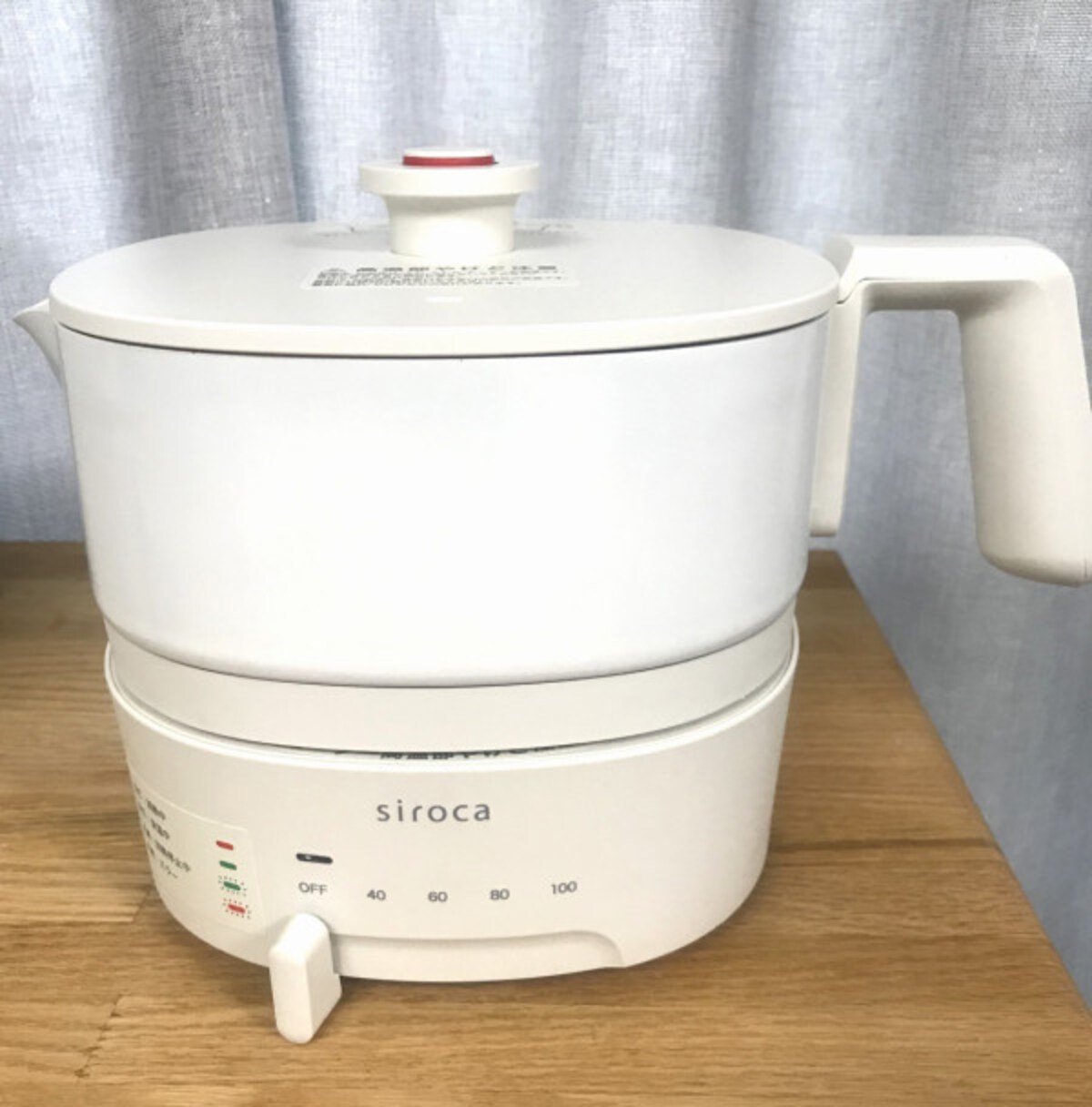 シロカ「おりょうりケトル ちょいなべ」。カラーはホワイトとブラック