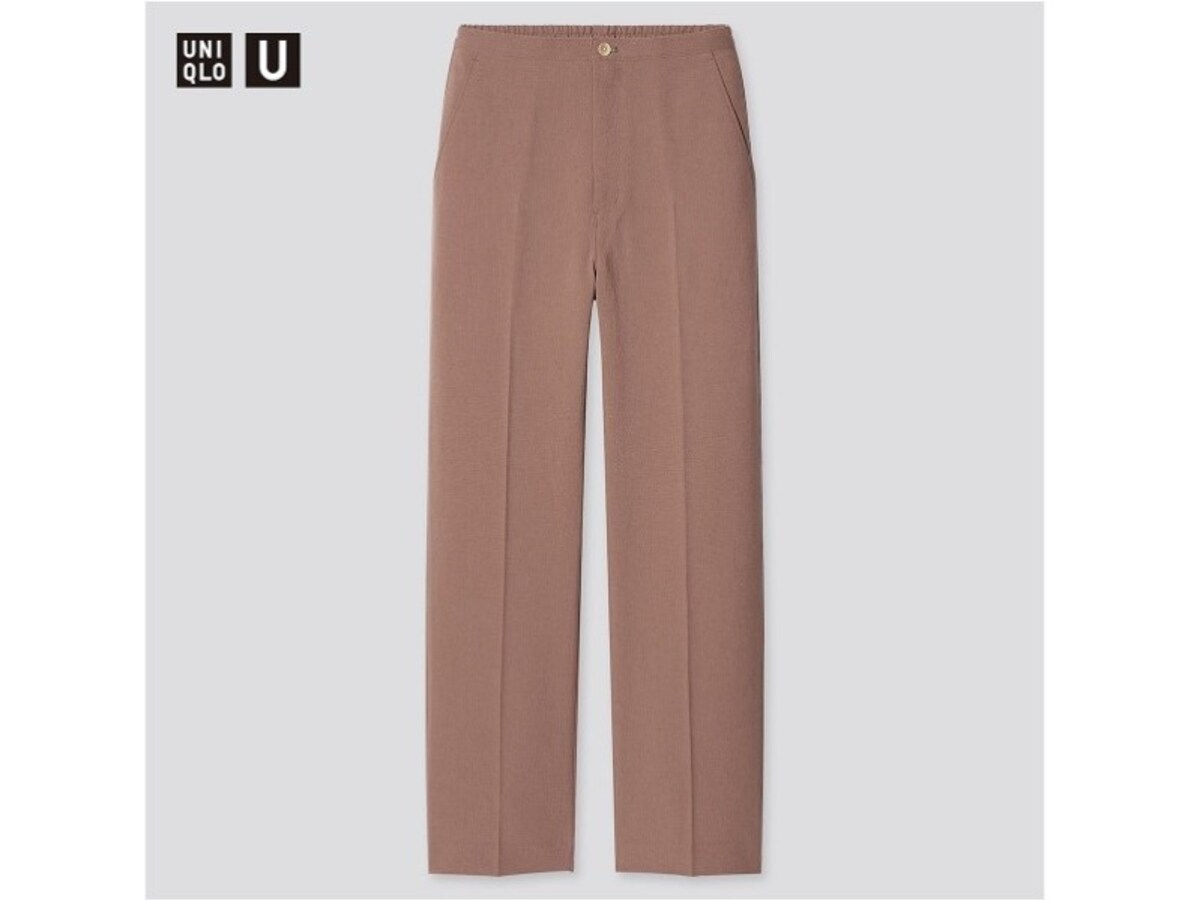 ユニクロ　リラックスストレートパンツ　3990円（税抜）