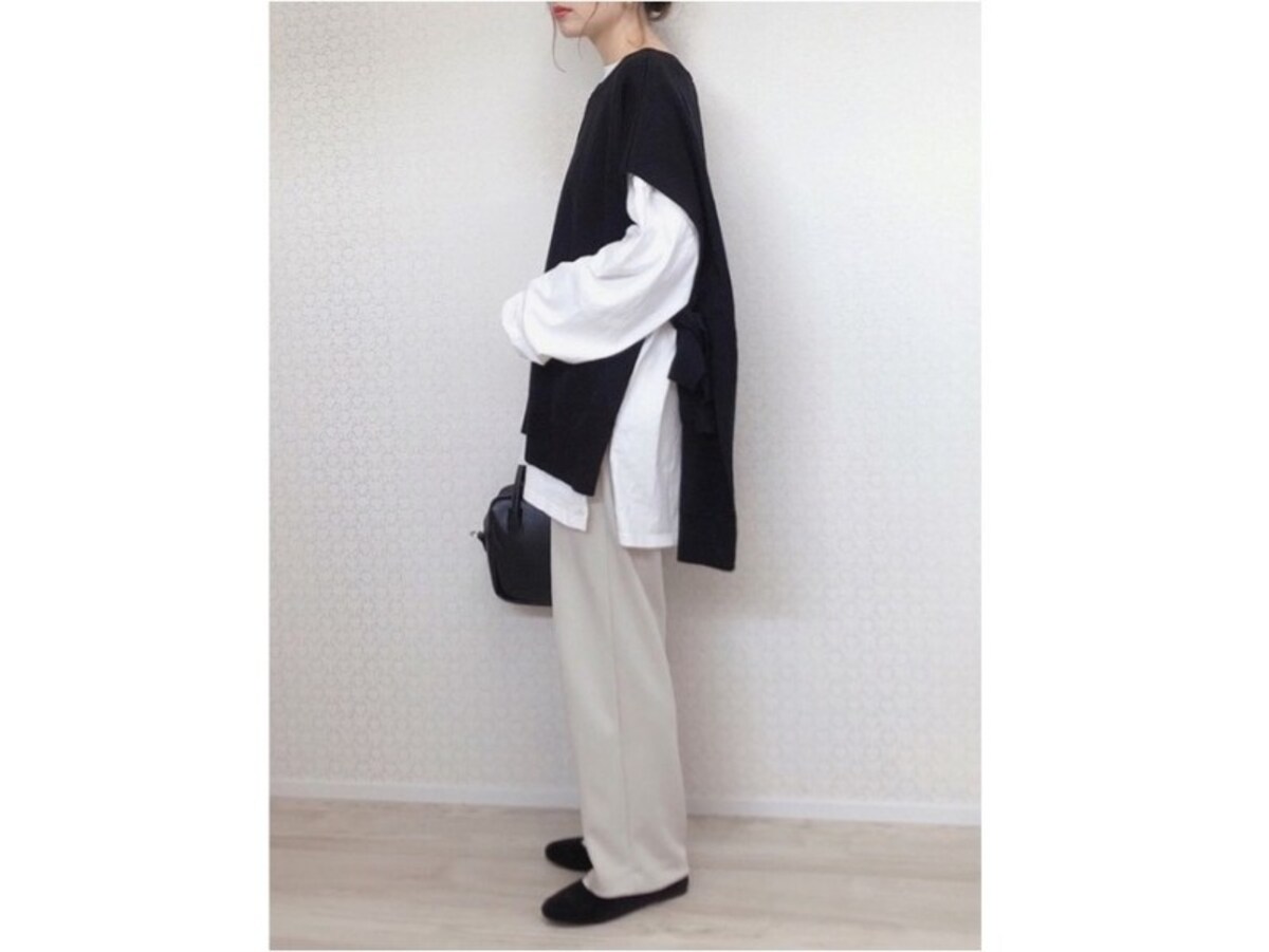 セットアップでも着られるストレッチダブルフェイスストレートパンツは買い！　出典：WEAR