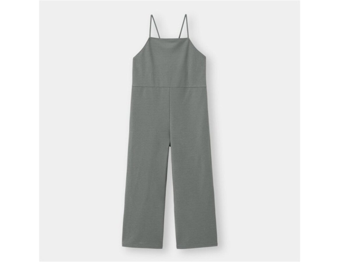 GU　サロペット　2490円（税抜）