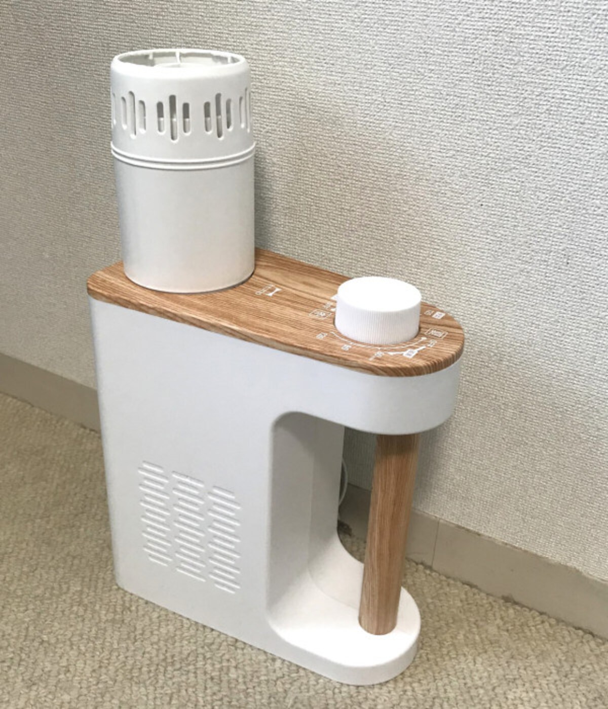 ブルーノ（BRUNO） 布団乾燥機「マルチふとんドライヤー」1万3200円 （税込）