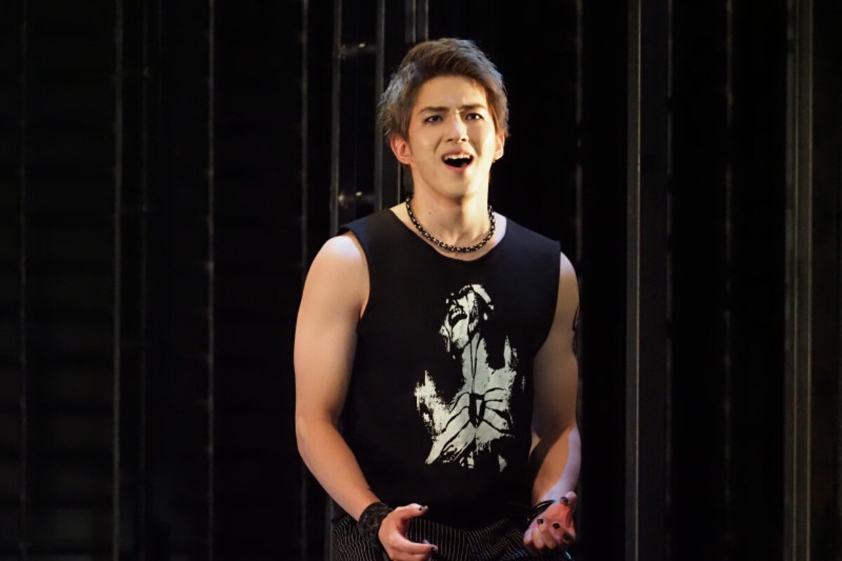 甲斐翔真（『RENT』）写真提供：東宝演劇部