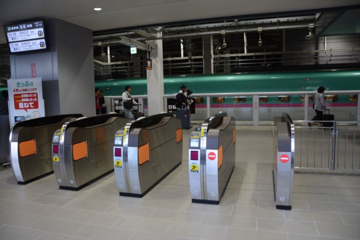 新函館北斗駅の北海道新幹線乗り場