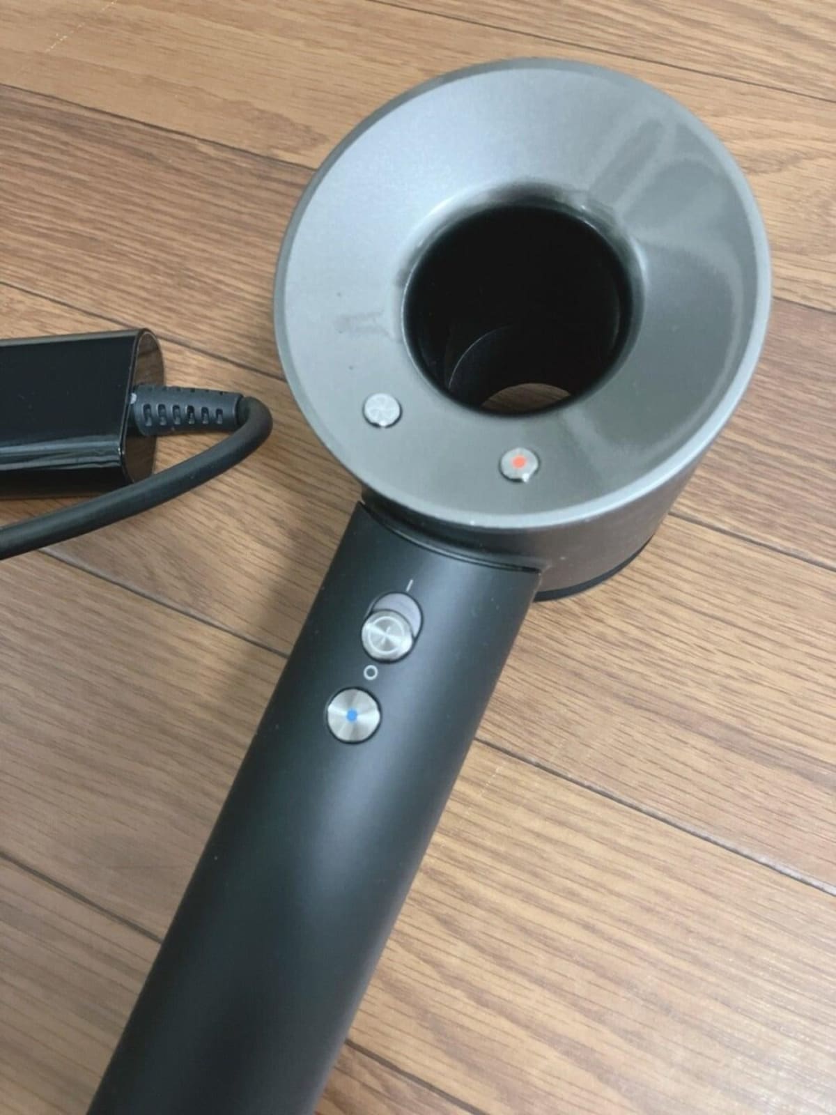 ダイソンの「Dyson Supersonic」は「意外と軽量で使いやすい!」