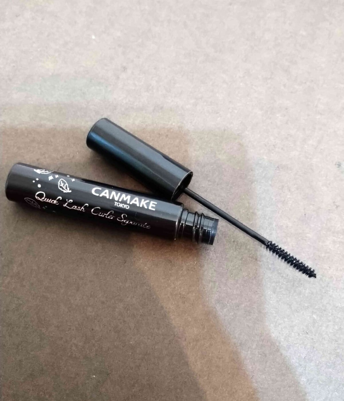 キャンメイクの「クイックラッシュカーラーセパレート 02」は繊維なしで使いやすい