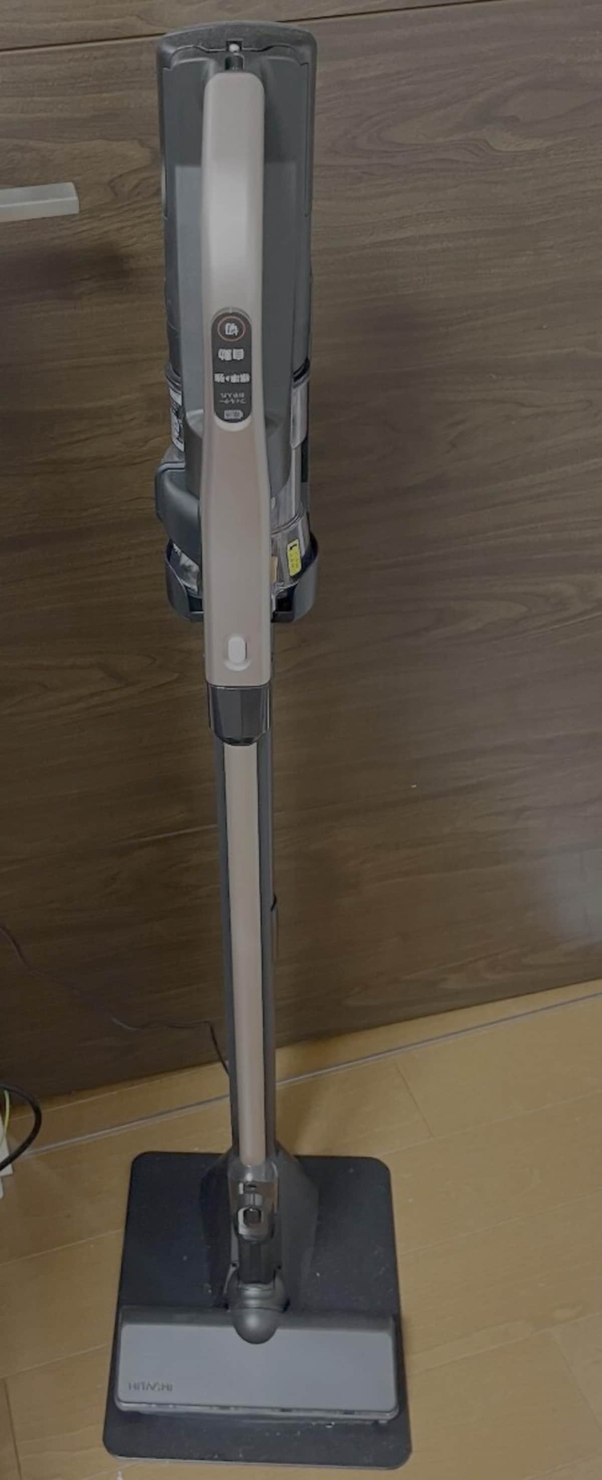 日立「ラクかるスティック1.1kg」は軽量で、日本製というので安心感がある