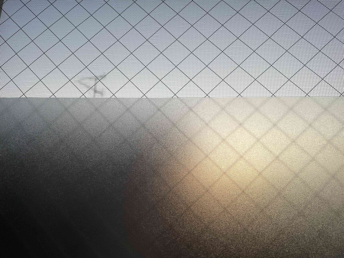 セリアの「窓用目隠しシート」はコスパ最強！