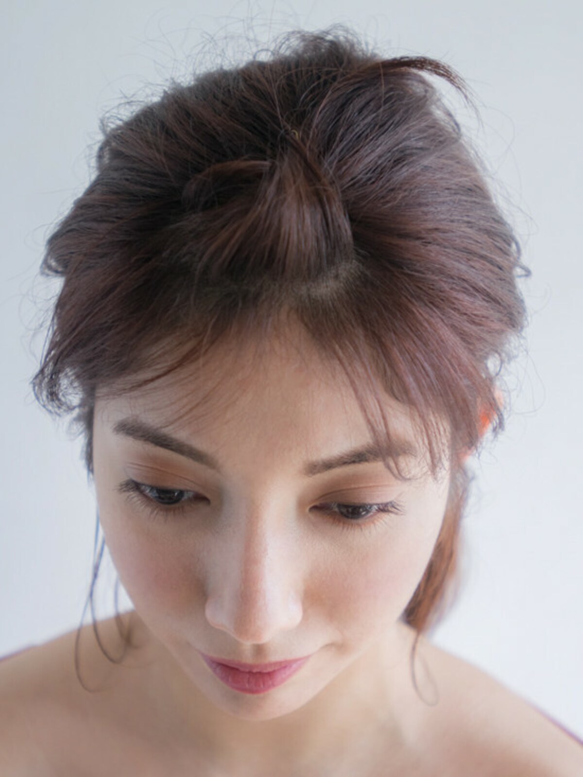 浴衣に似合う髪型……前髪をアメピンで留める