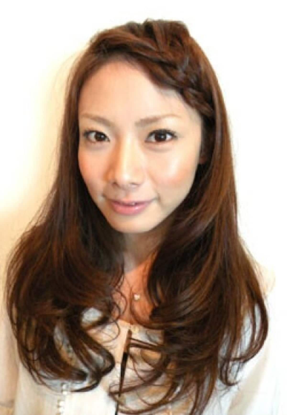 画像出典：前髪アレンジでガラっと印象チェンジ!