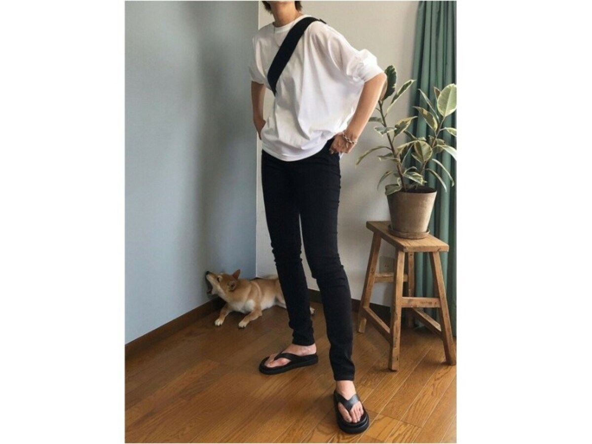 ゆったり着られる七分袖Tシャツは紫外線対策にも　出典：WEAR