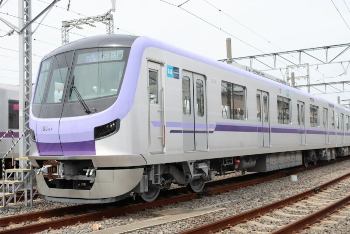 新型車両18000系