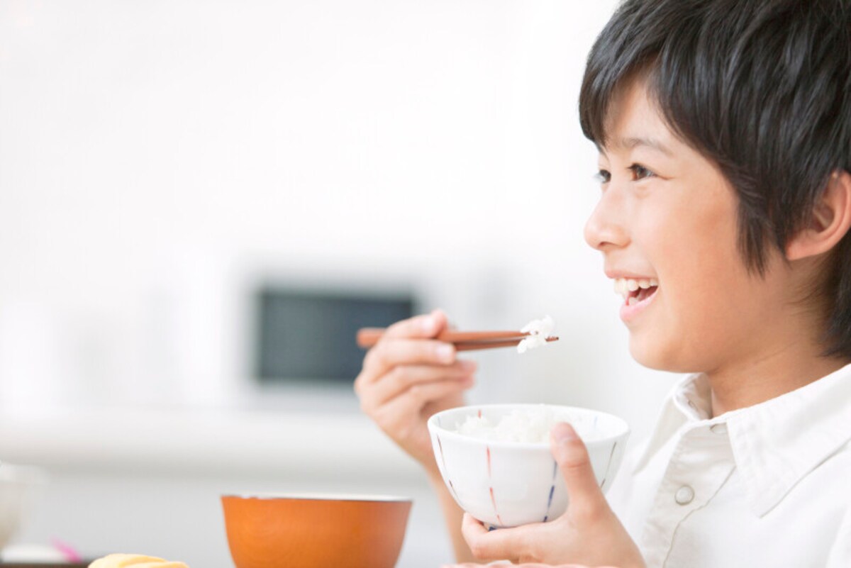 子どもがモリモリ食べてくれるのはうれしいこと。でも食費アップは悩むところ…。上手にバランスを取る方法は？