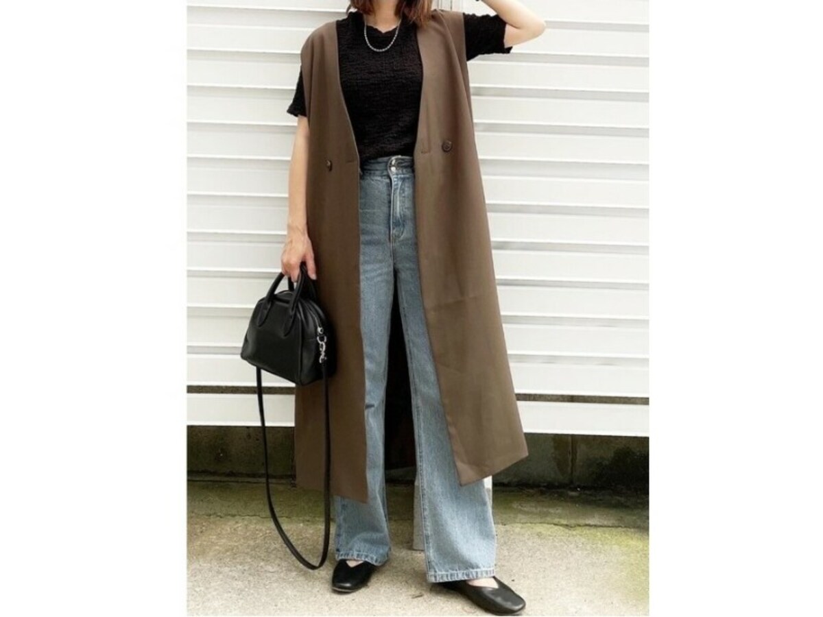 低身長の方向けのベストなど、トレンド感のあるアイテムが揃う　出典：WEAR