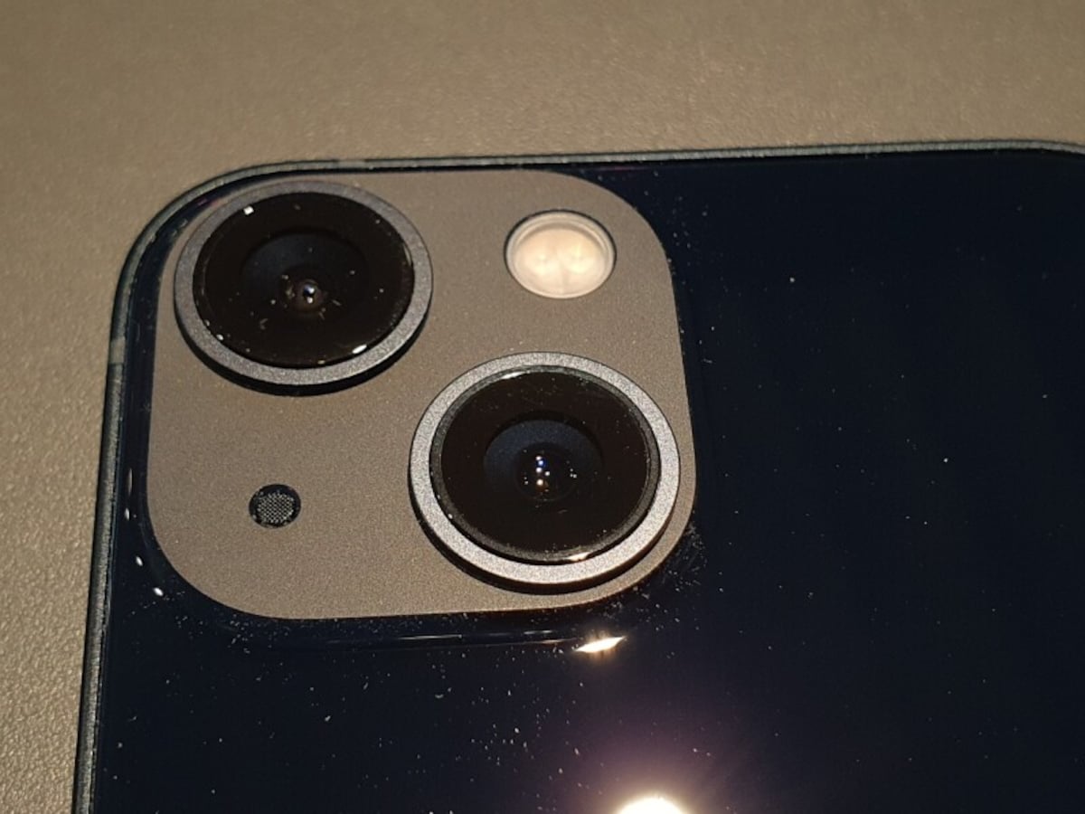 iPhone 13 miniのアウトカメラ