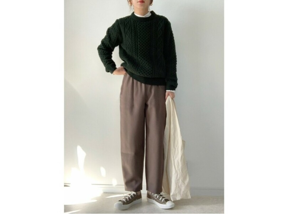 女性もきれいに着られると話題のメンズ「バルーンパンツ」　出典：WEAR