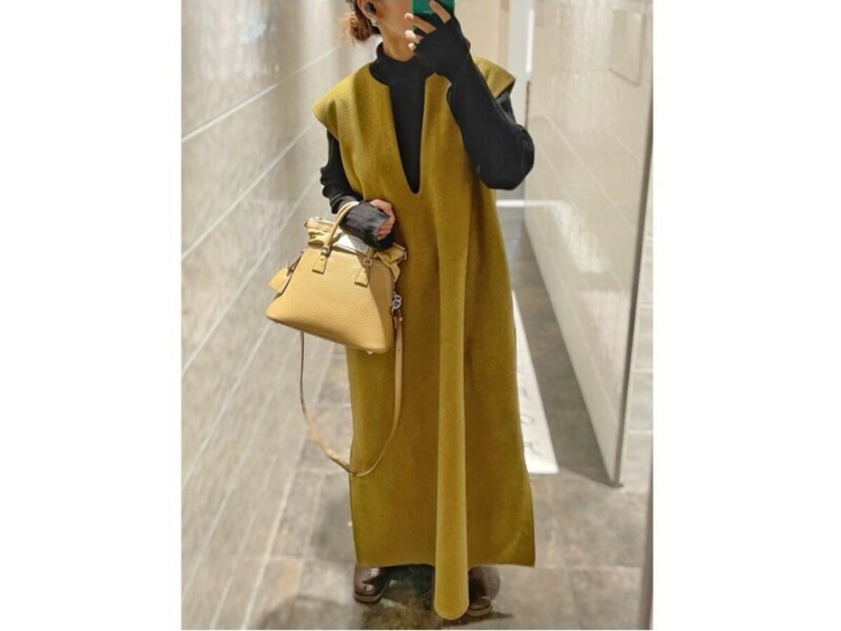 【OKコーデ】2色に絞ったワンピースコーデはすっきり見せてくれます　出典：WEAR
