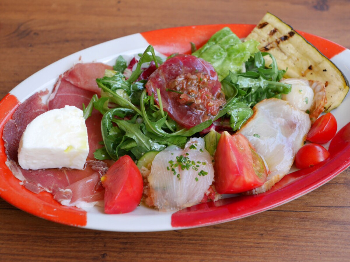 ランチコースの前菜（2020年6月20日撮影）