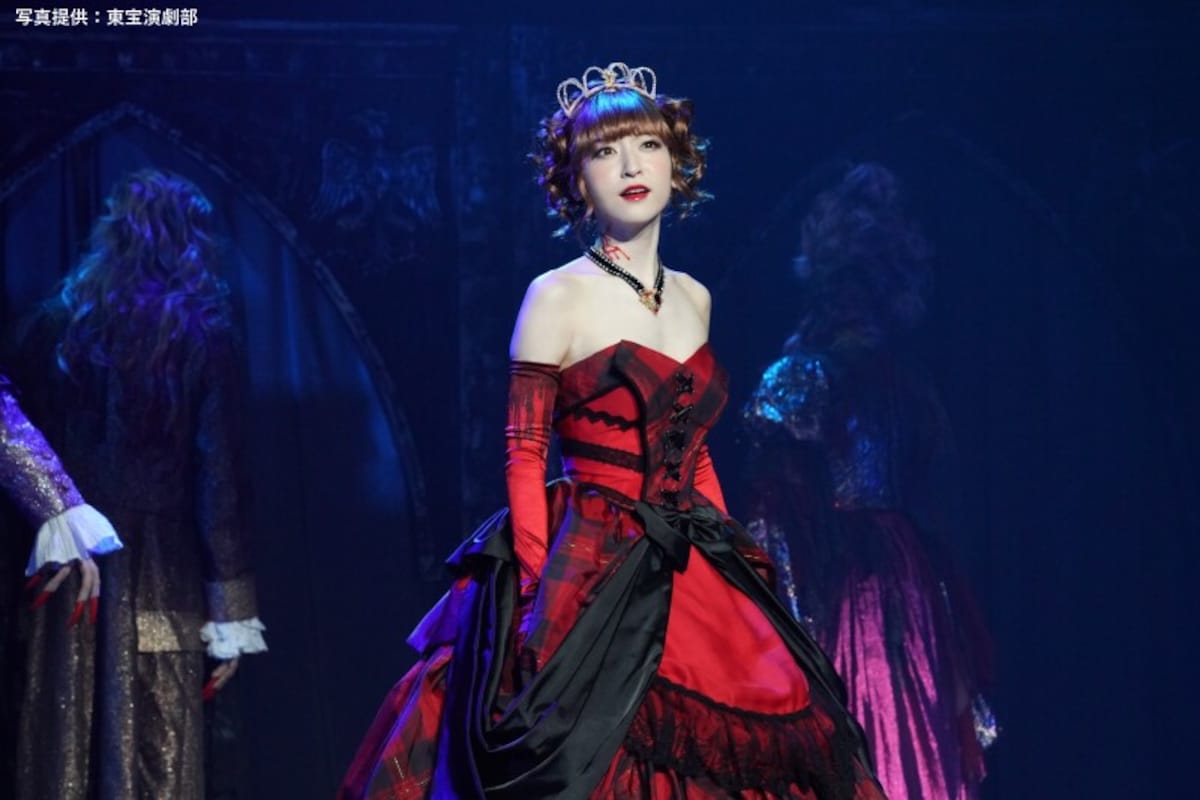 『ダンス・オブ・ヴァンパイア』写真提供：東宝演劇部