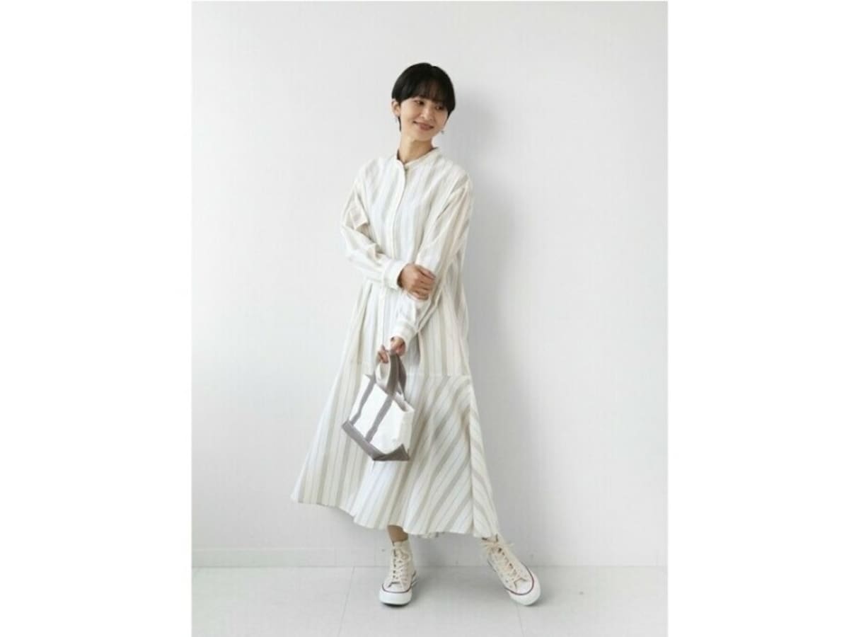 甘さのあるシャツワンピースは40代女性も着こなしやすいアイテム　出典：WEAR