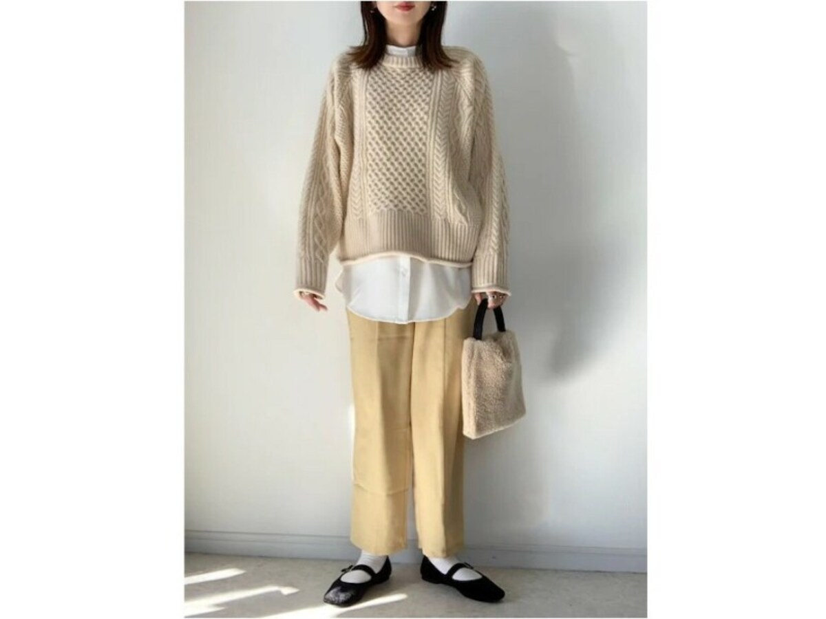 メリージェーンと呼ばれるストラップ付きシューズで新鮮に　出典：WEAR