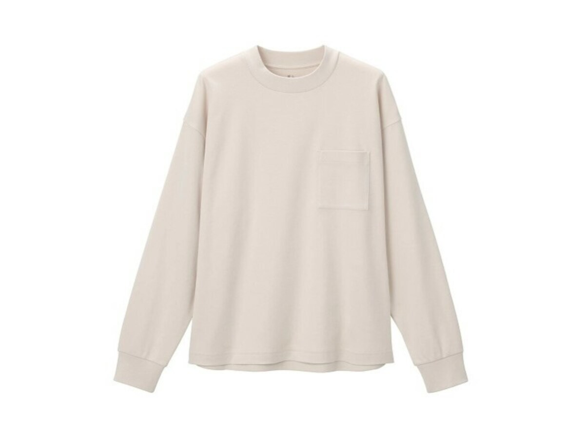 無印良品　スムース編みワイド長袖Ｔシャツ　1290円（税込）