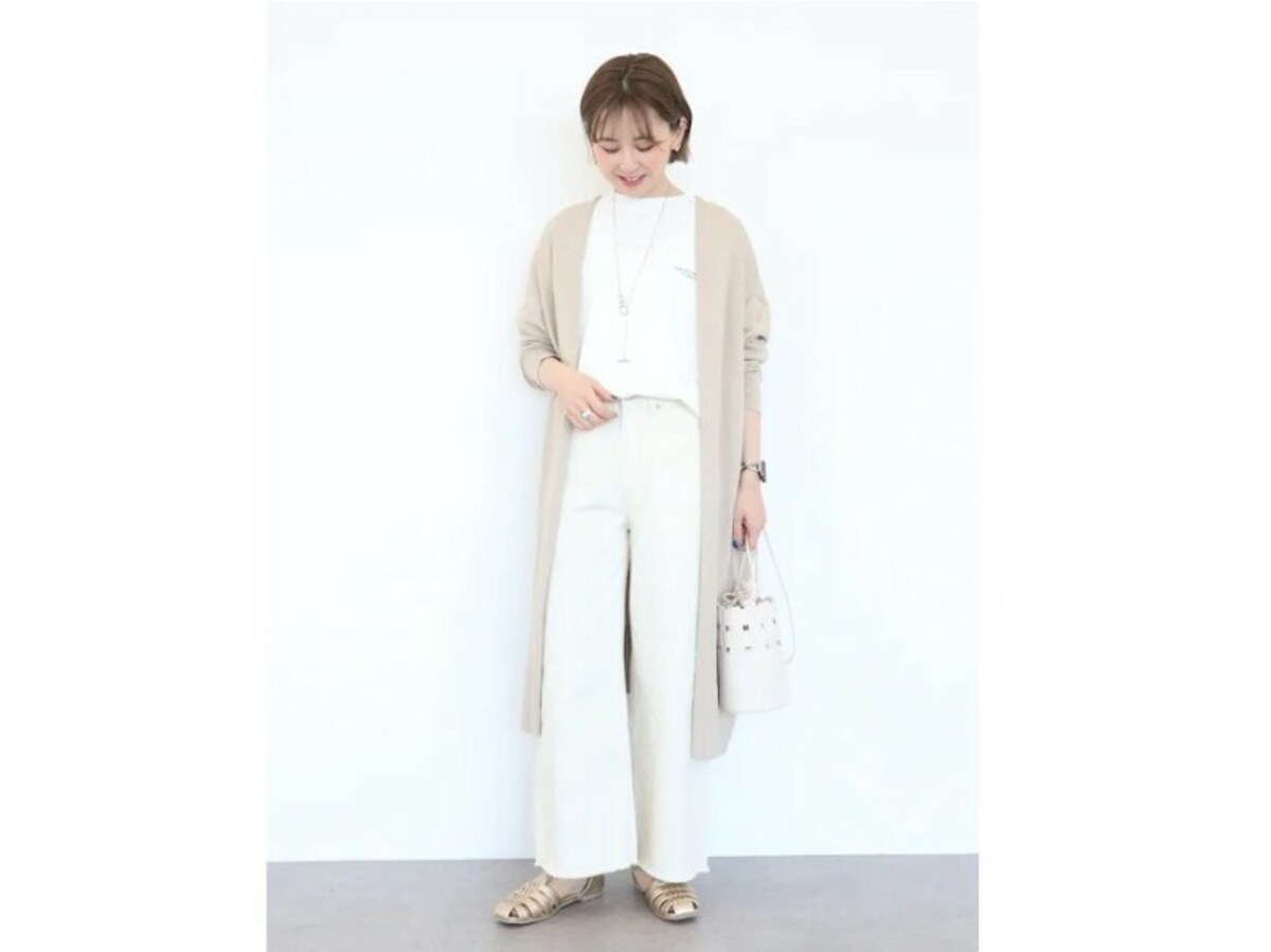 UVカット効果のあるロングカーディガンが楽チンで買い！　出典：WEAR